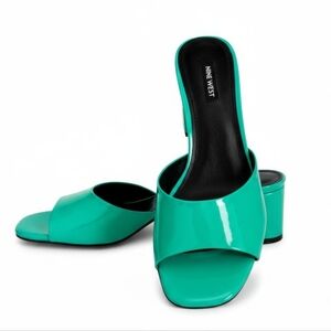 NIB Nine West Ferris Light Green Size 6 Block Heel Sandals!